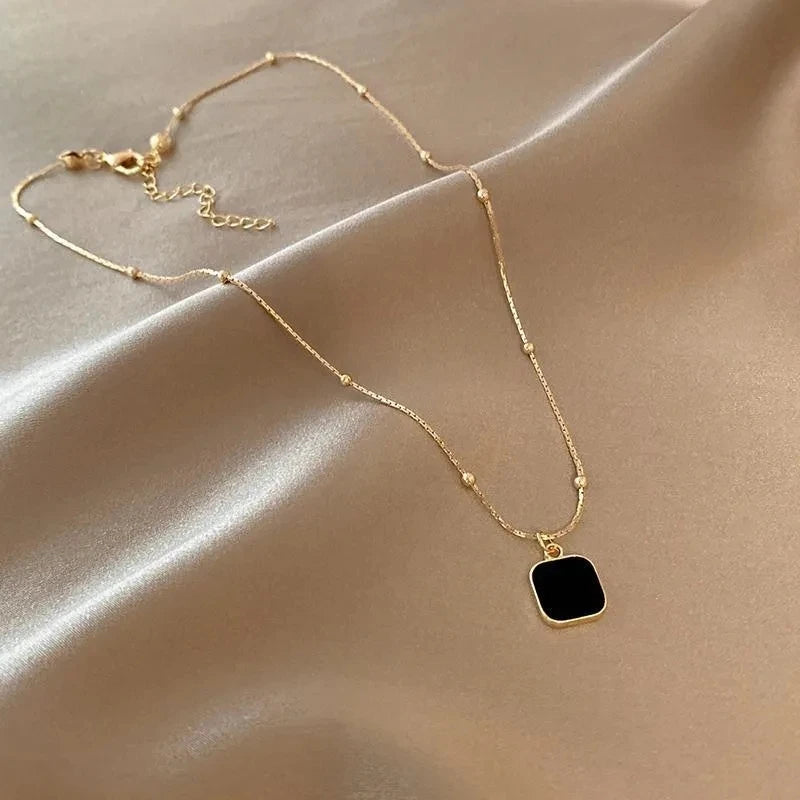 Sleek Geometric Detail
