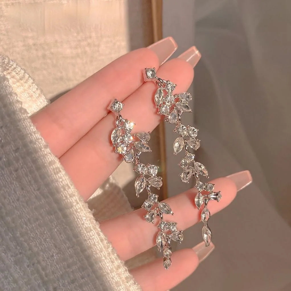 Romantic Sparkling Leaf Drop Earrings