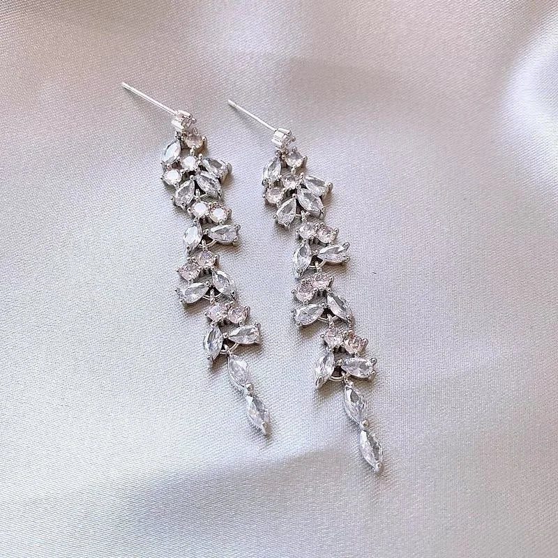 Romantic Sparkling Leaf Drop Earrings