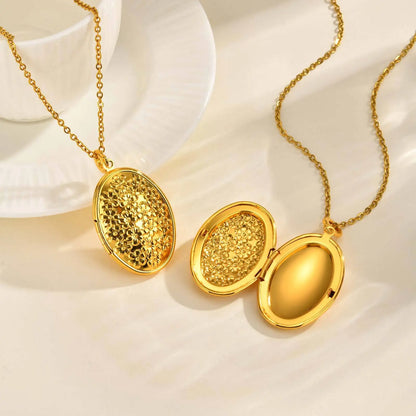 Custom Photo Flower Locket Necklace