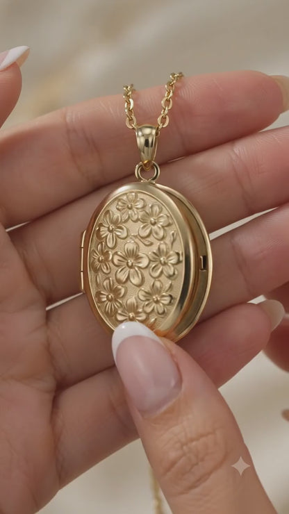 Custom Photo Flower Locket Necklace